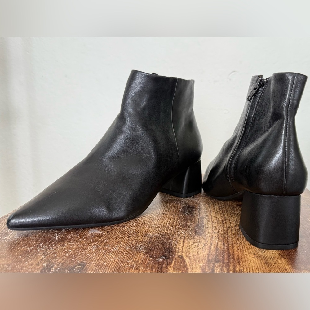 Alex Marie Black Ankle Boots – Sleek
Original Price: 120 → Now Only39! - Picture 2 of 9